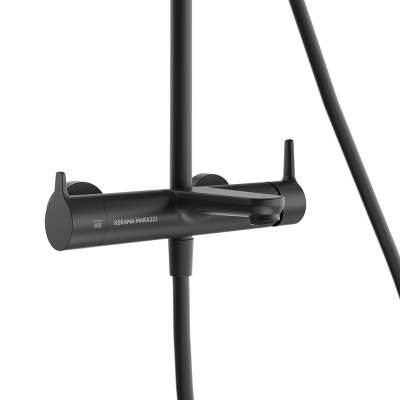 Душевая колонна FONTE на 3 потока с фиксированным изливом и механическим смесителем, черный матовый Душевая колонна FONTE на 3 потока с фиксированным изливом и механическим смесителем, черный матовый